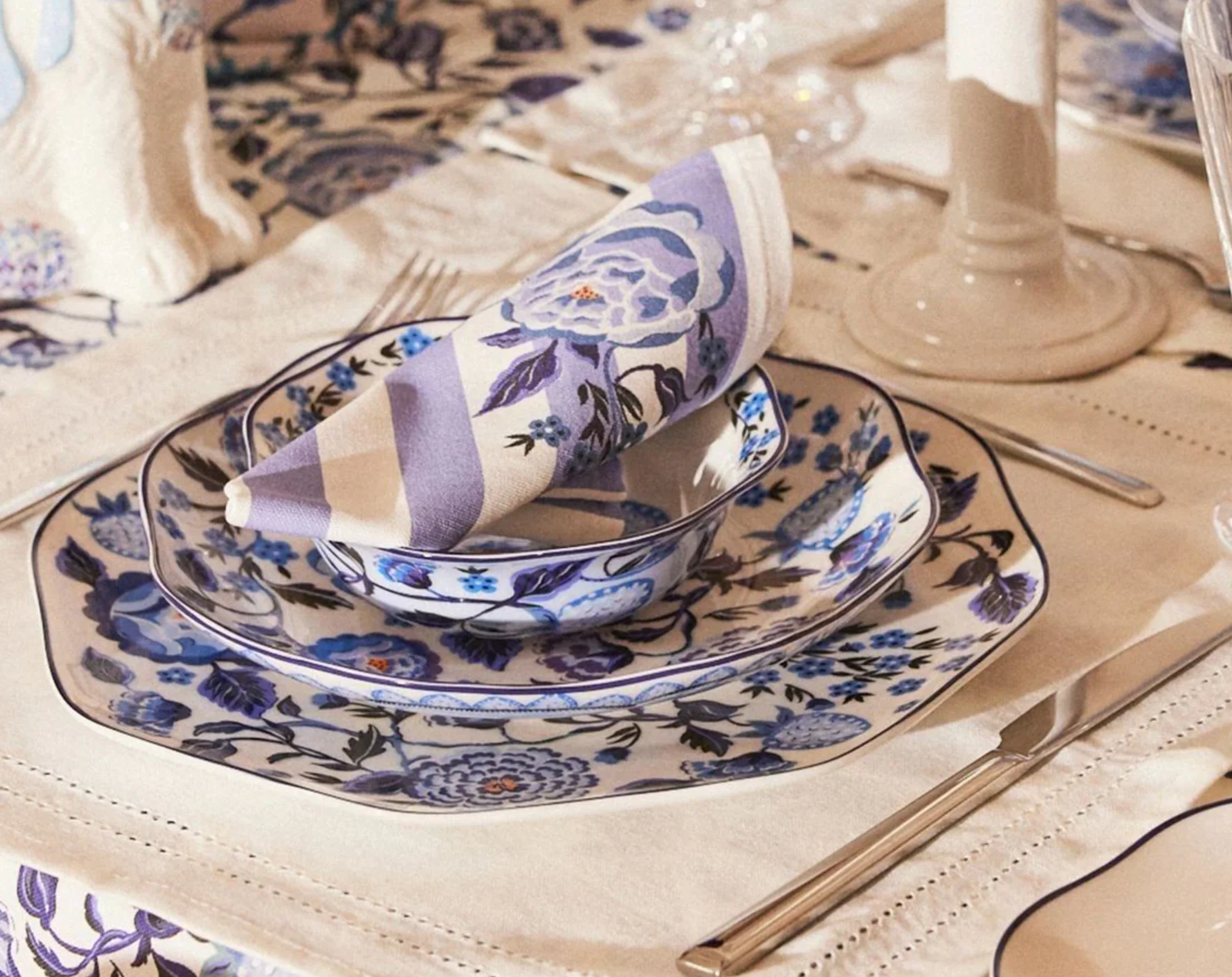 Cath Kidson Strawberry Garden 12 Piece Dinner Set - Image 11