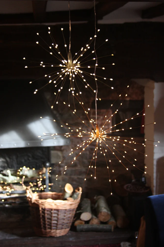 Hanging Starburst LED Fairy Light Silver (Battery Operated) - Image 5