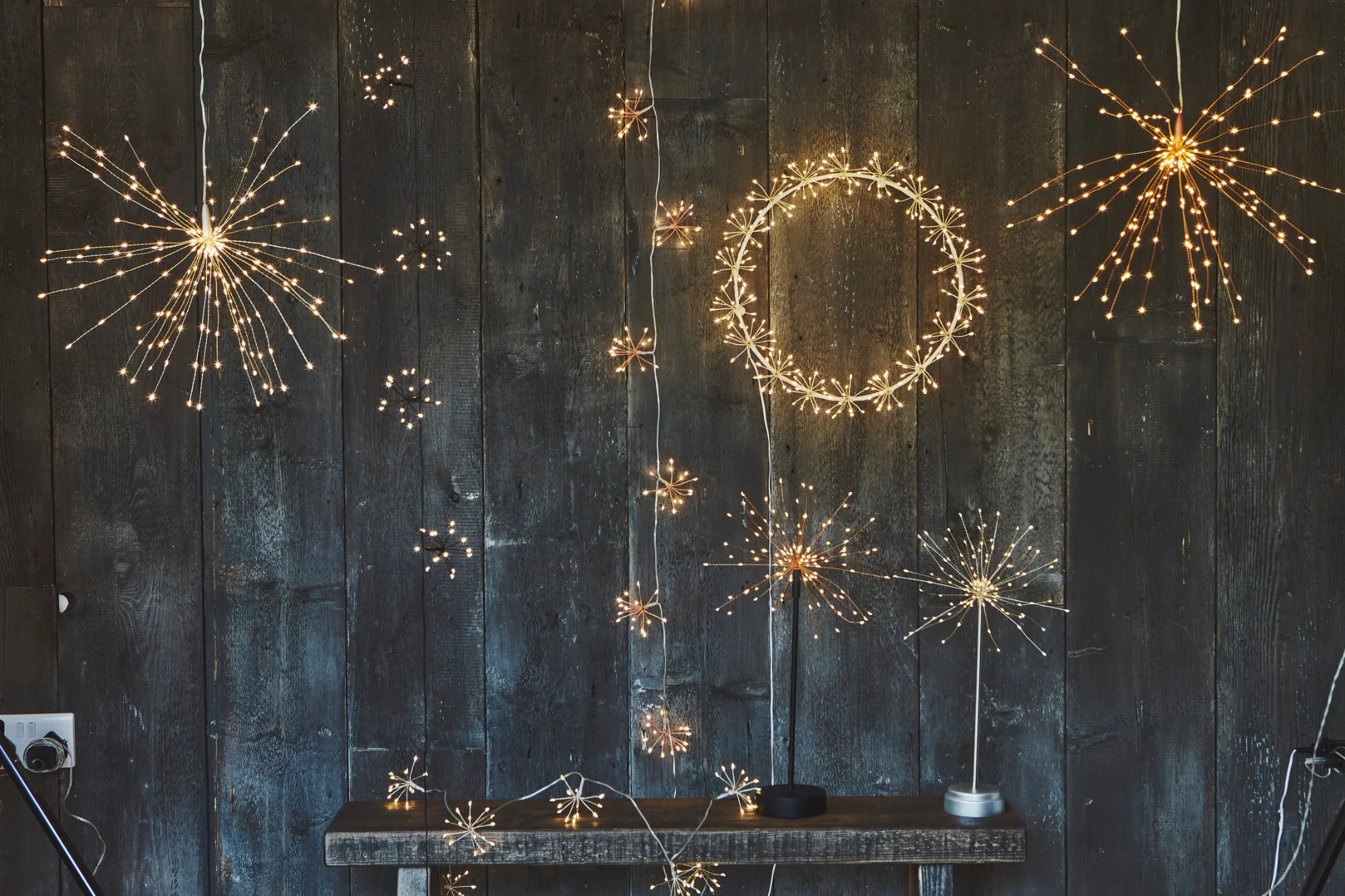 Hanging Starburst LED Fairy Light Silver (Battery Operated) - Image 7