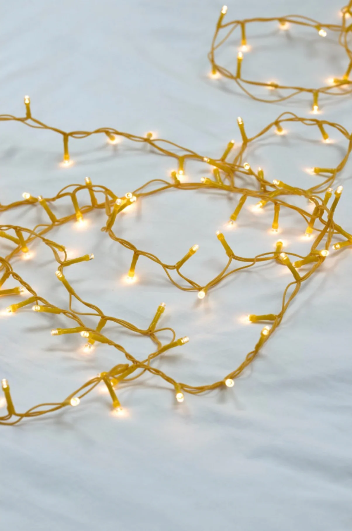 LED Pin Light, Yellow (Mains Powered) - Image 2