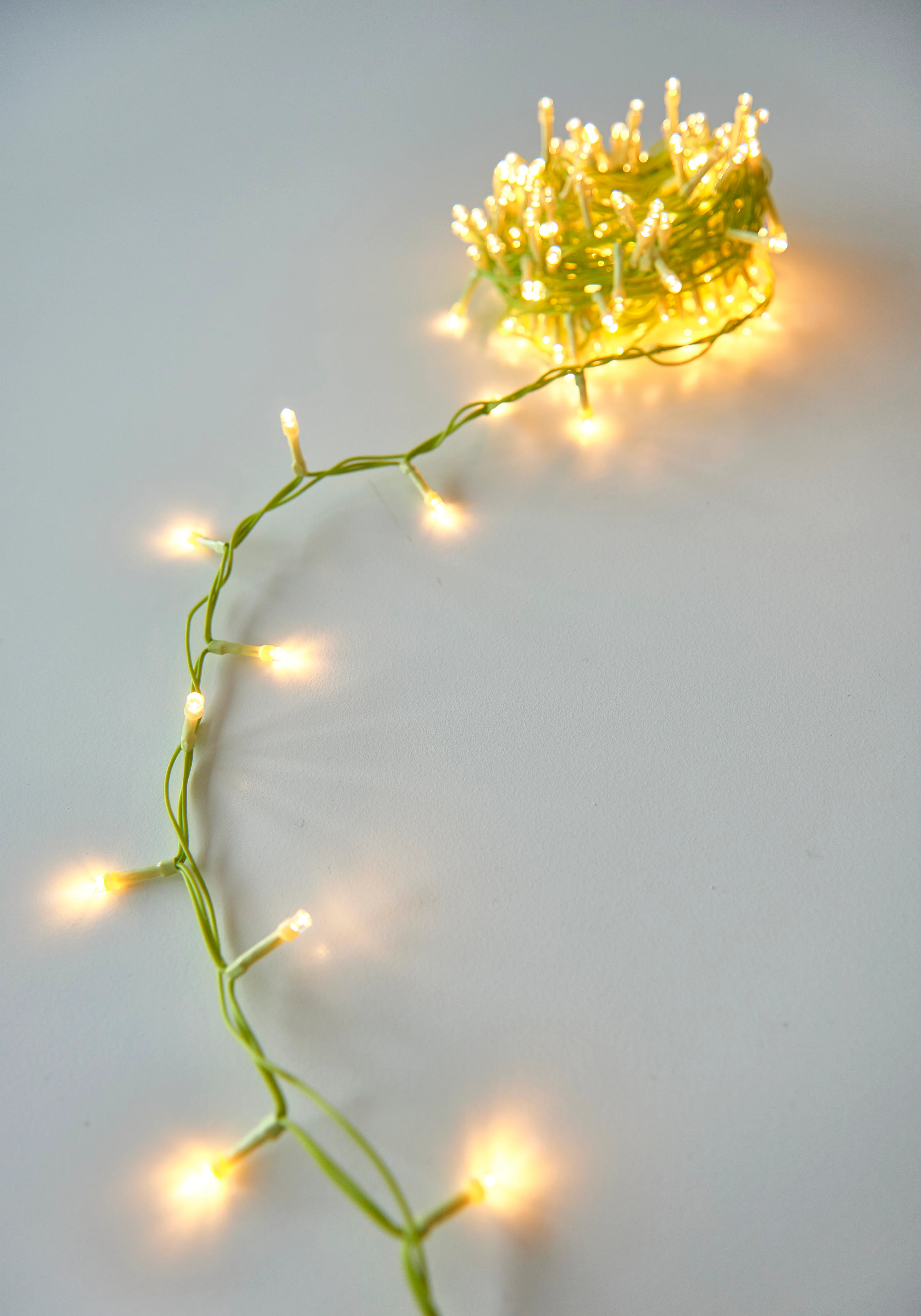 LED Pin Light, Lime (Mains Powered) - Image 12