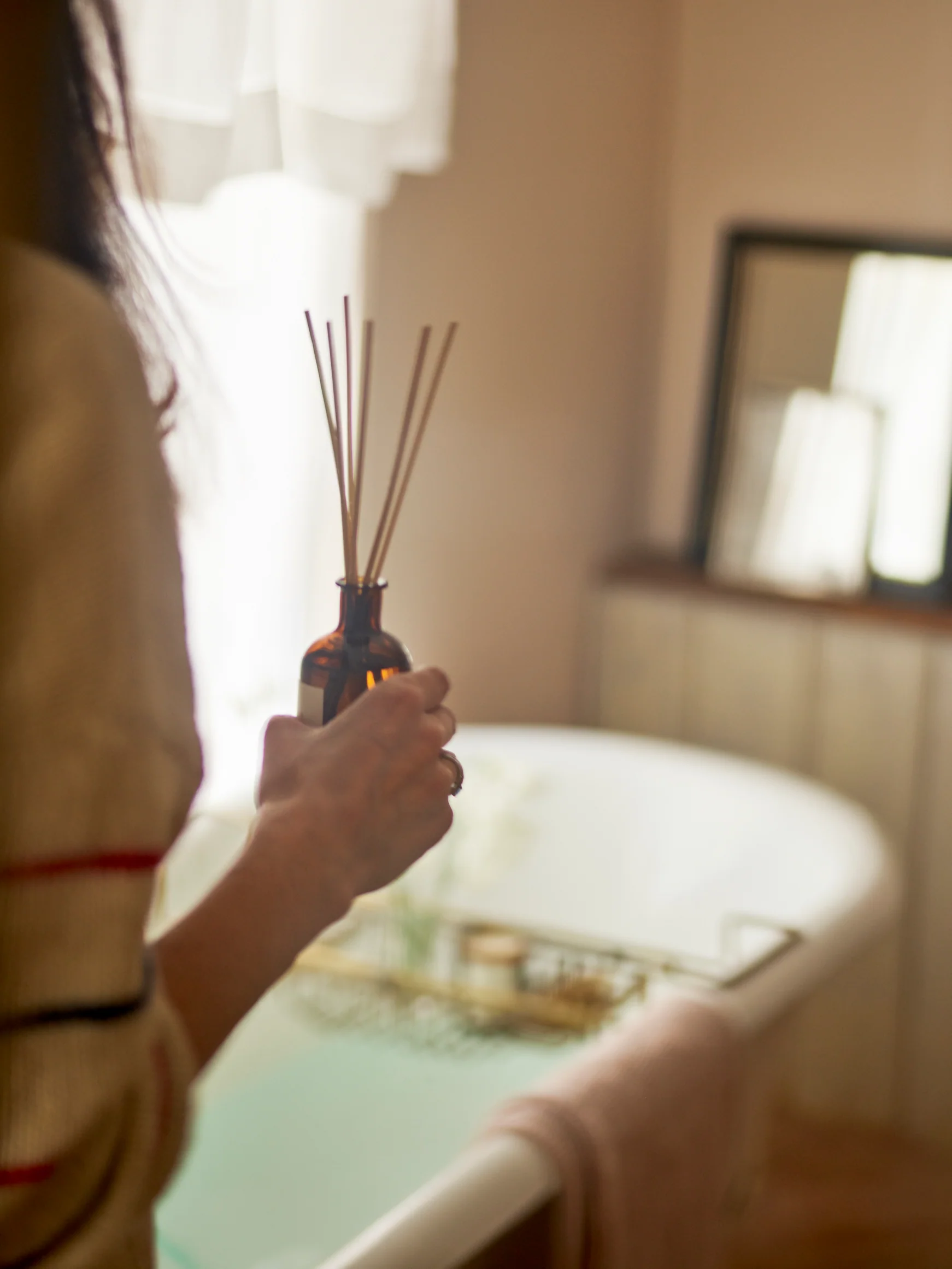 Plum & Ashby Reed Diffuser Wild Fig & Saffron - Image 4