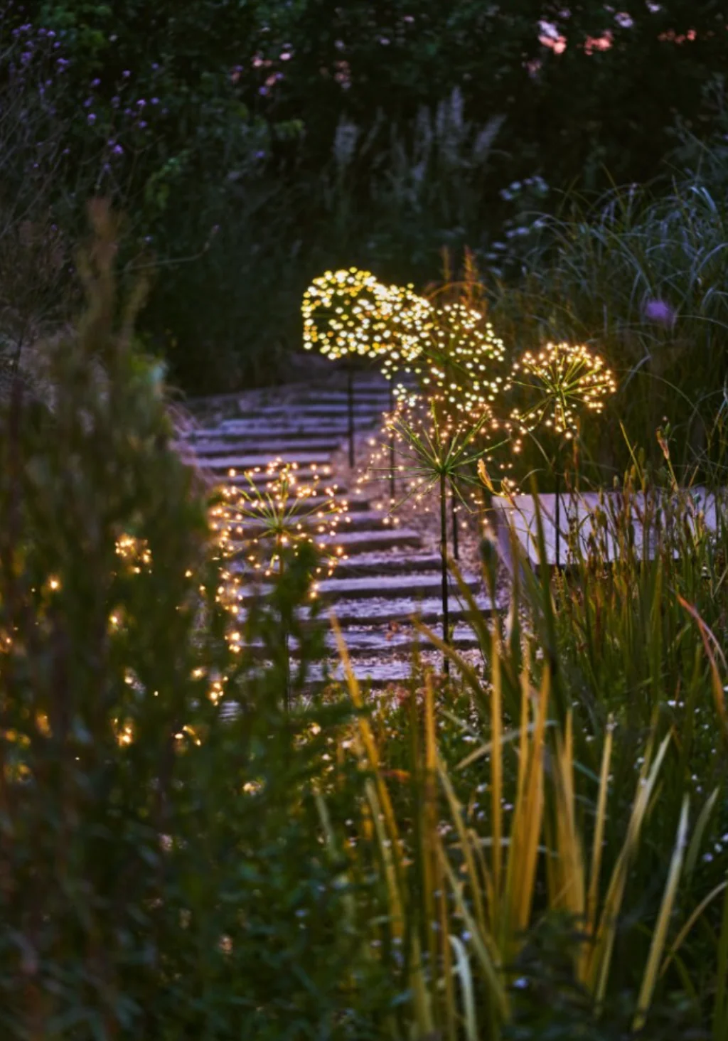 Solar Powered LED Dandelion Light, Green - Image 5