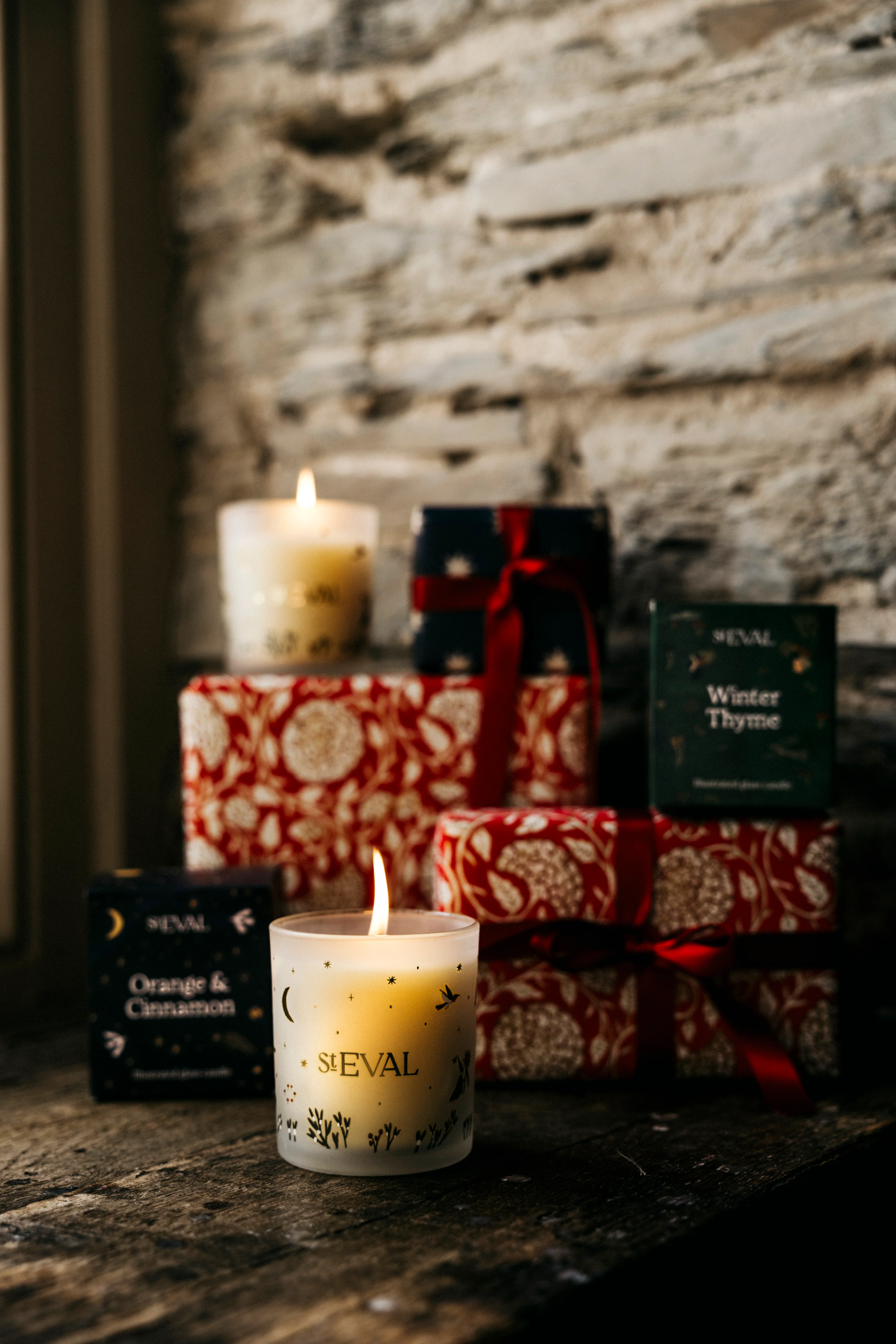 St Eval Orange & Cinnamon Scented Candle, Wonderland Glass - Image 6