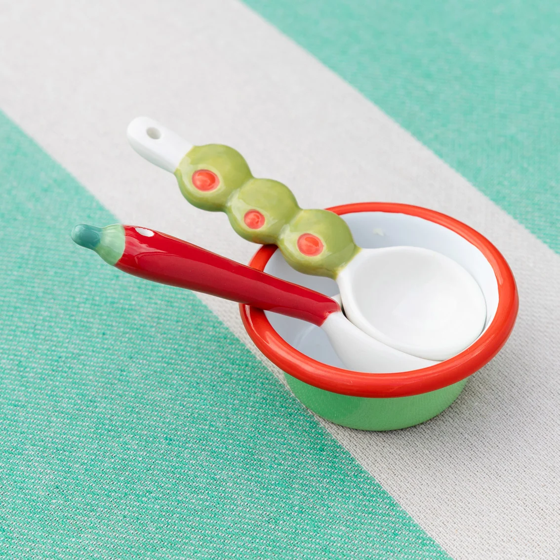Talking Tables Bon Appetit Enamel Tomatoe Bowl (14 CM) - Image 3