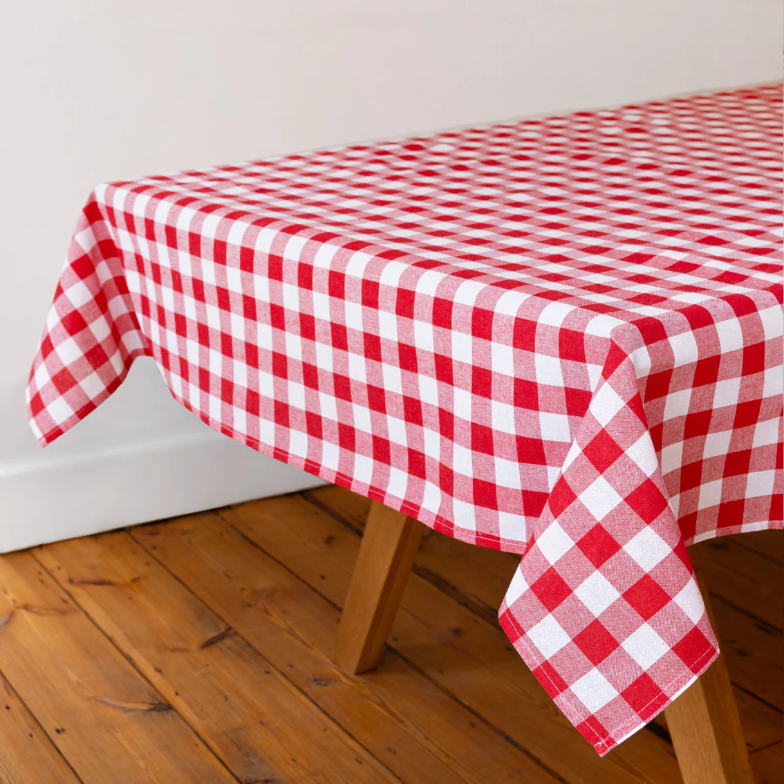 Talking Tables Bon Appetit XL Gingham Cotton Tablecloth, Red - Image 7