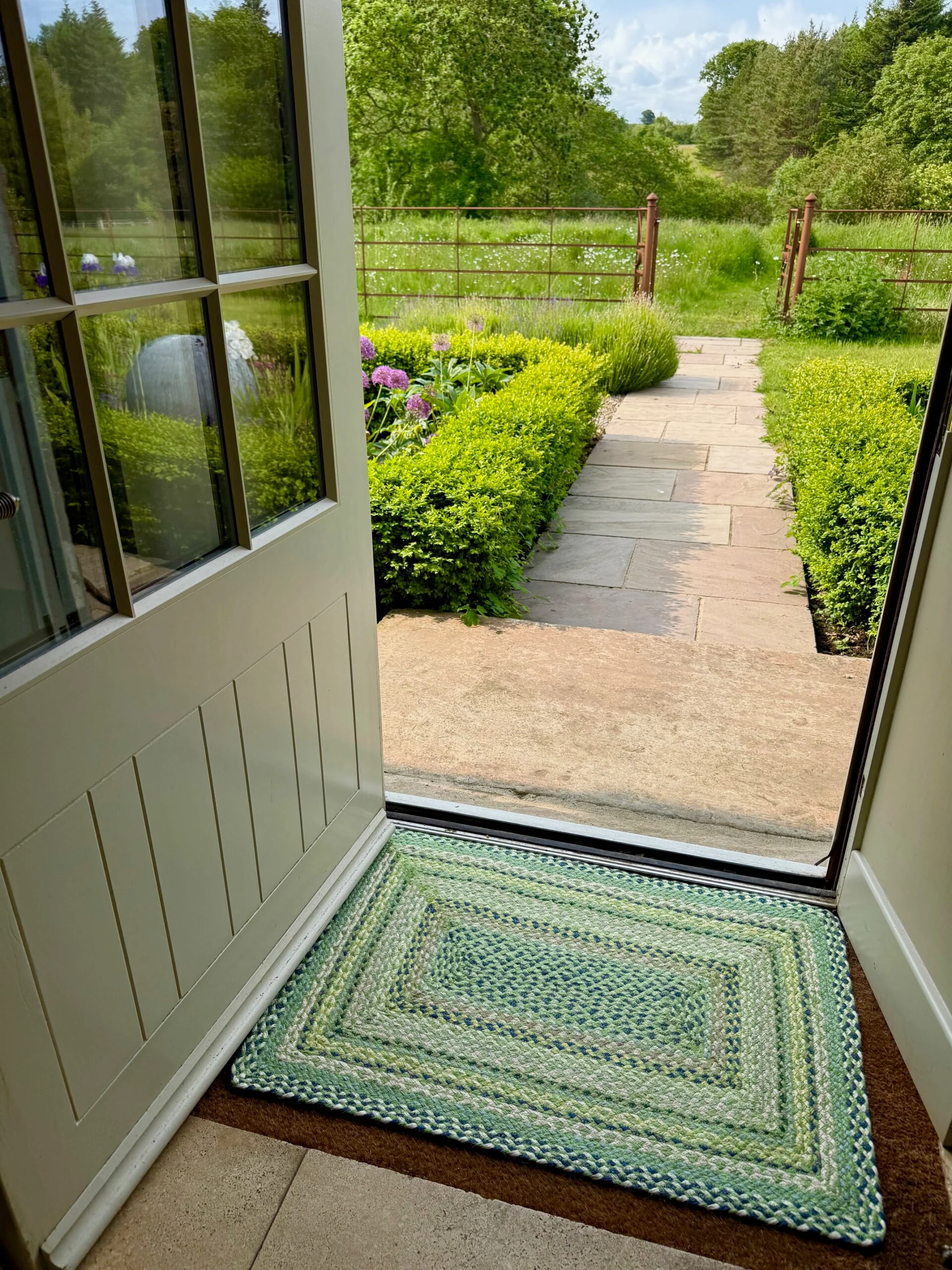 The Braided Rug Company Rectangle Jute Rug, Mint - Image 3