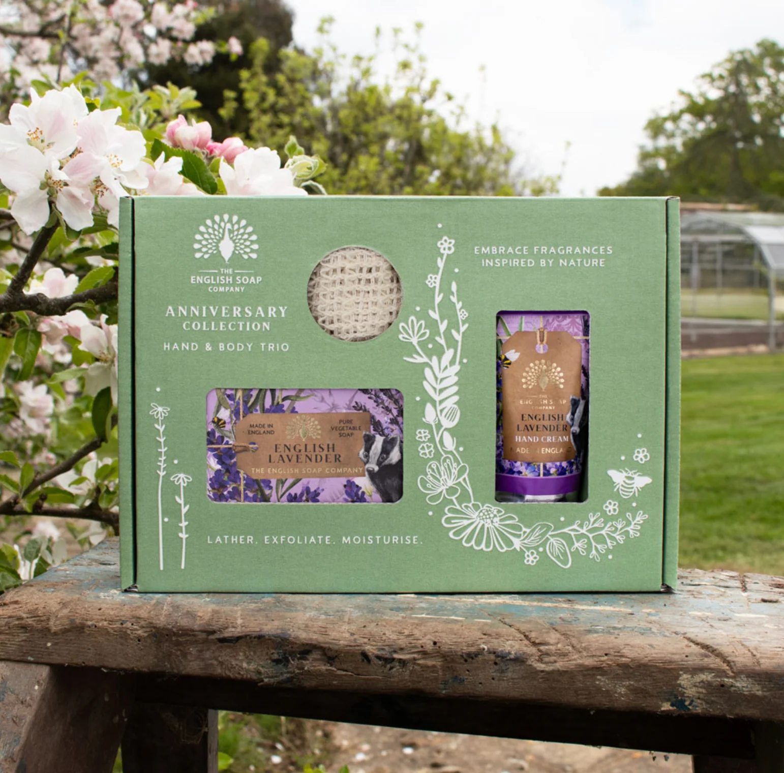 The English Soap Company Anniversary, English Lavender Soap & Hand Cream Gift Set - Image 5