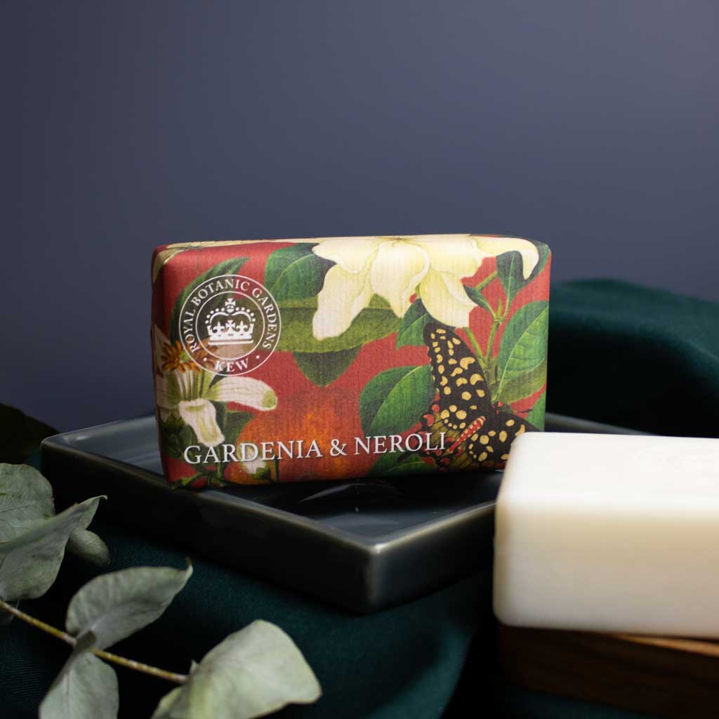 The English Soap Company Kew Gardens, Gardenia And Neroli Soap - Image 3