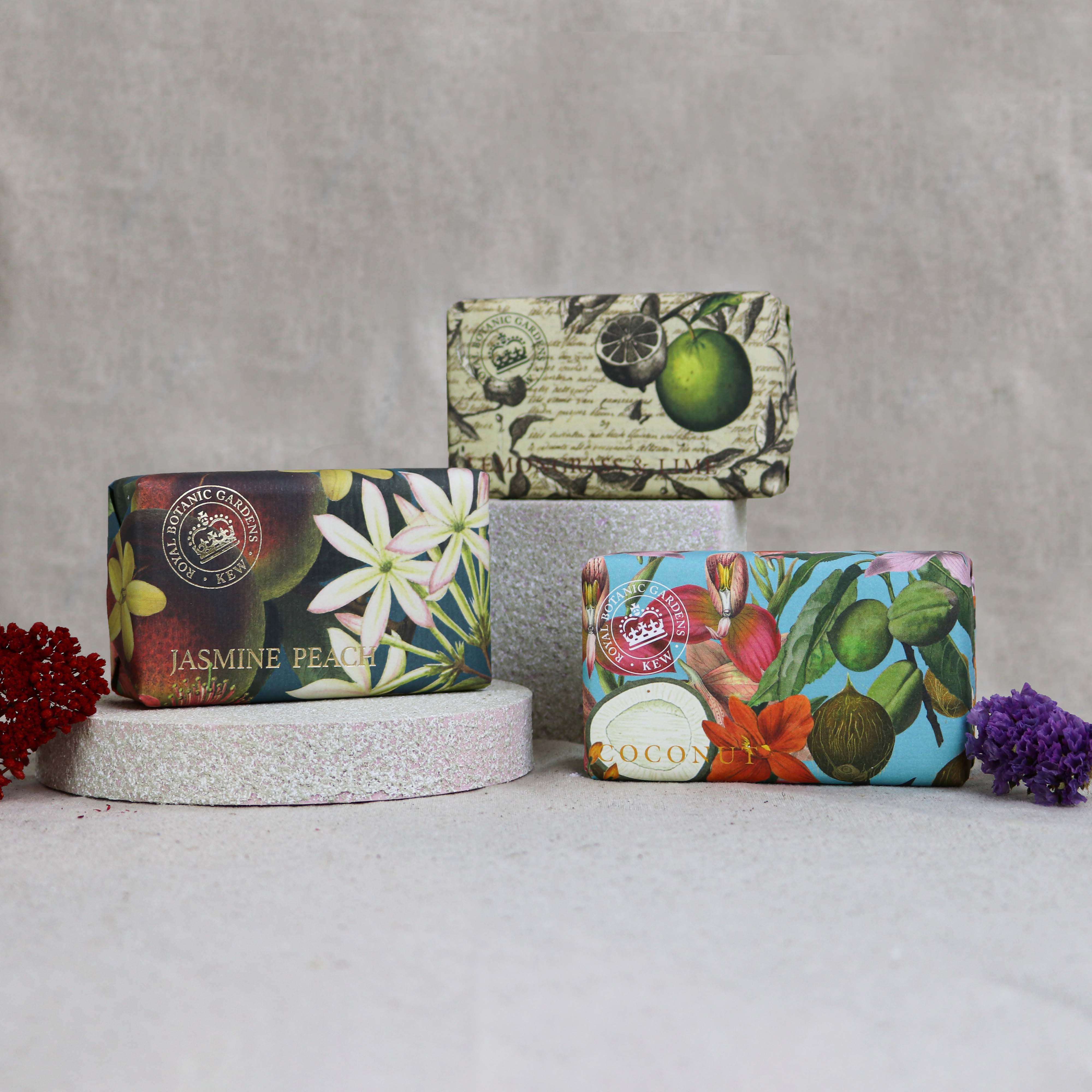 The English Soap Company Kew Gardens, Jasmine Peach Soap - Image 4