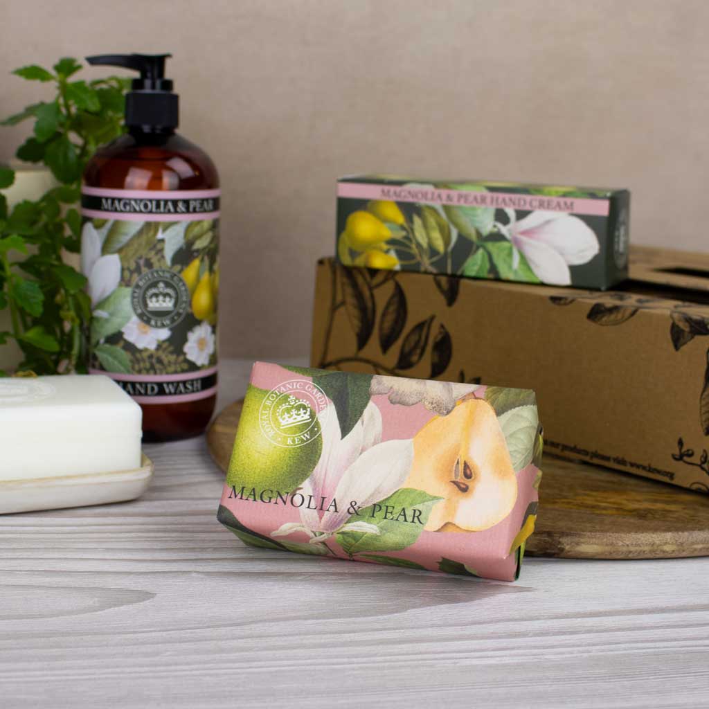The English Soap Company Kew Gardens, Magnolia and Pear Soap - Image 4