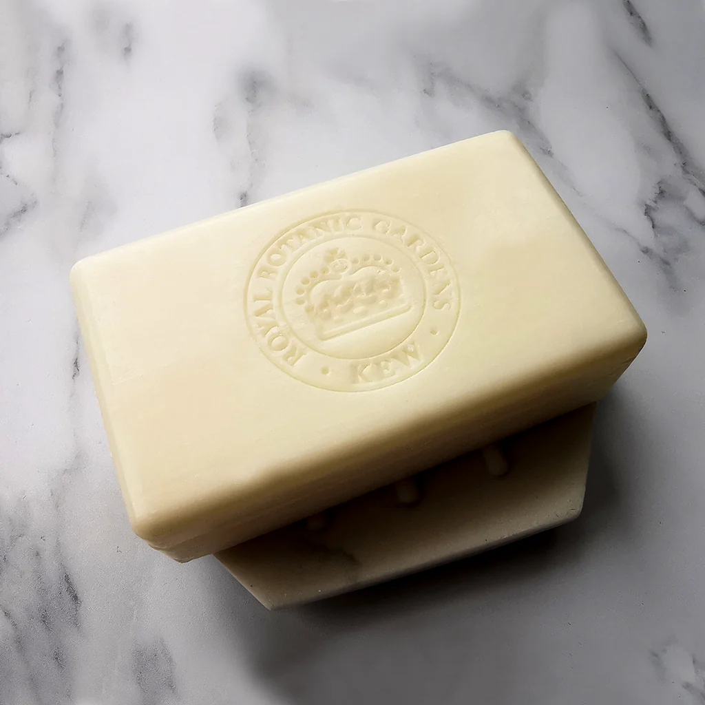 The English Soap Company Kew Gardens, Narcissus Lime Soap - Image 5