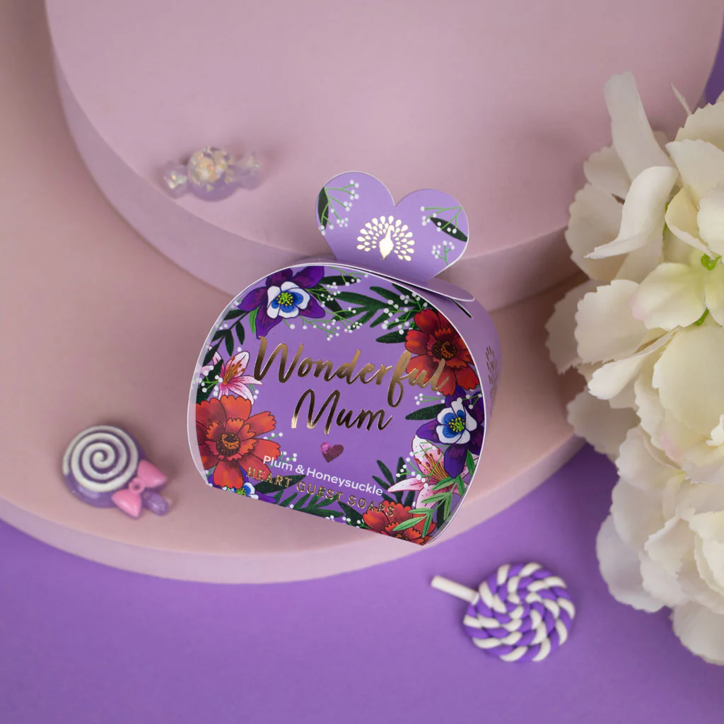 The English Soap Company Occasions Mini Heart Soaps, Wonderful Mum - Image 4