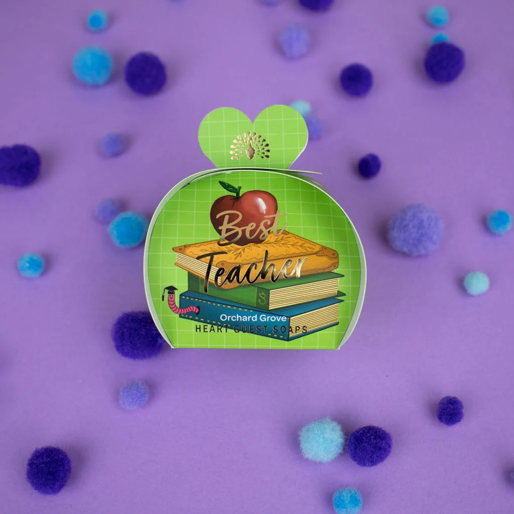 The English Soap Company Occasions Mini Heart Soaps, Best Teacher - Image 2