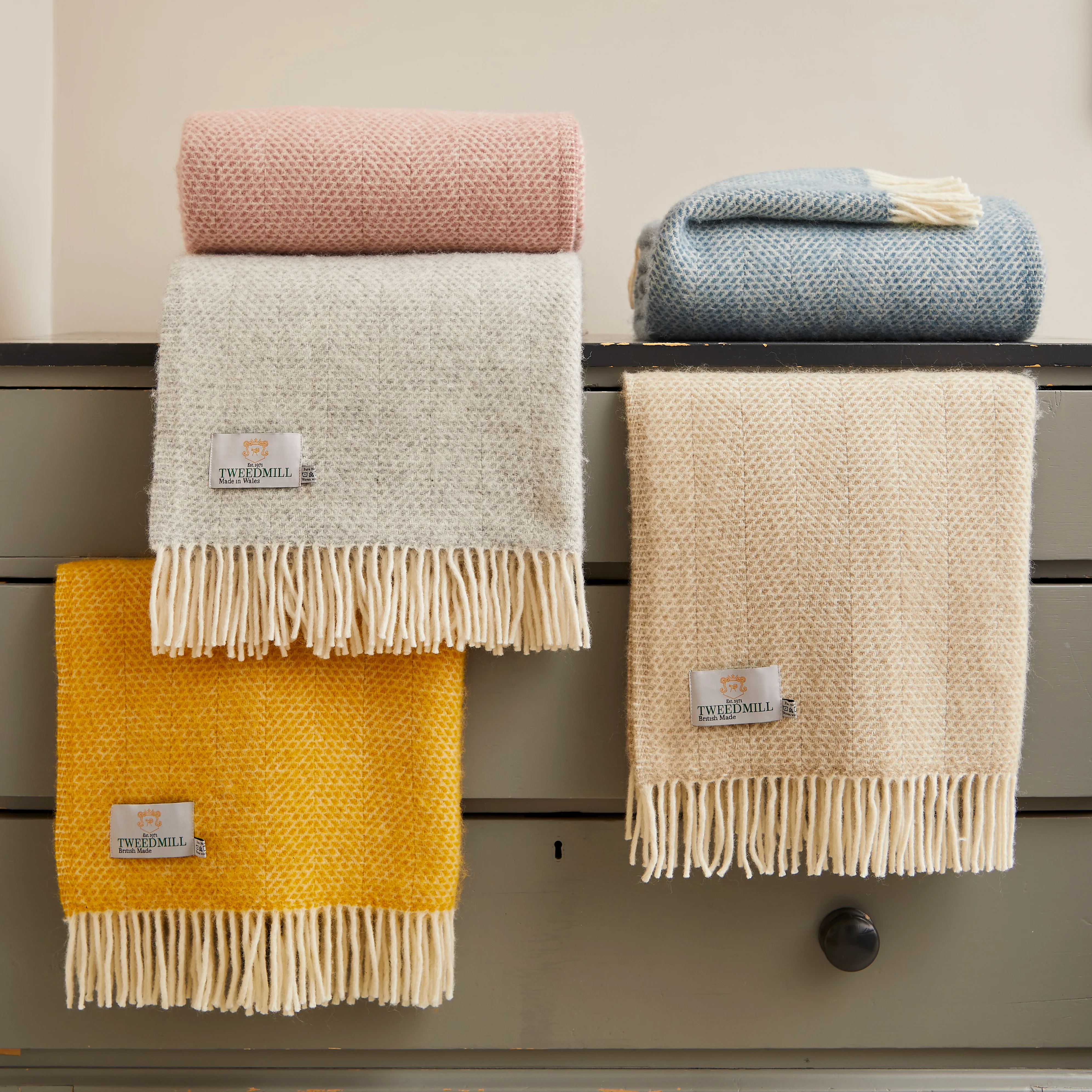Tweedmill Beehive Pure New Wool Throw, Yellow - Image 3