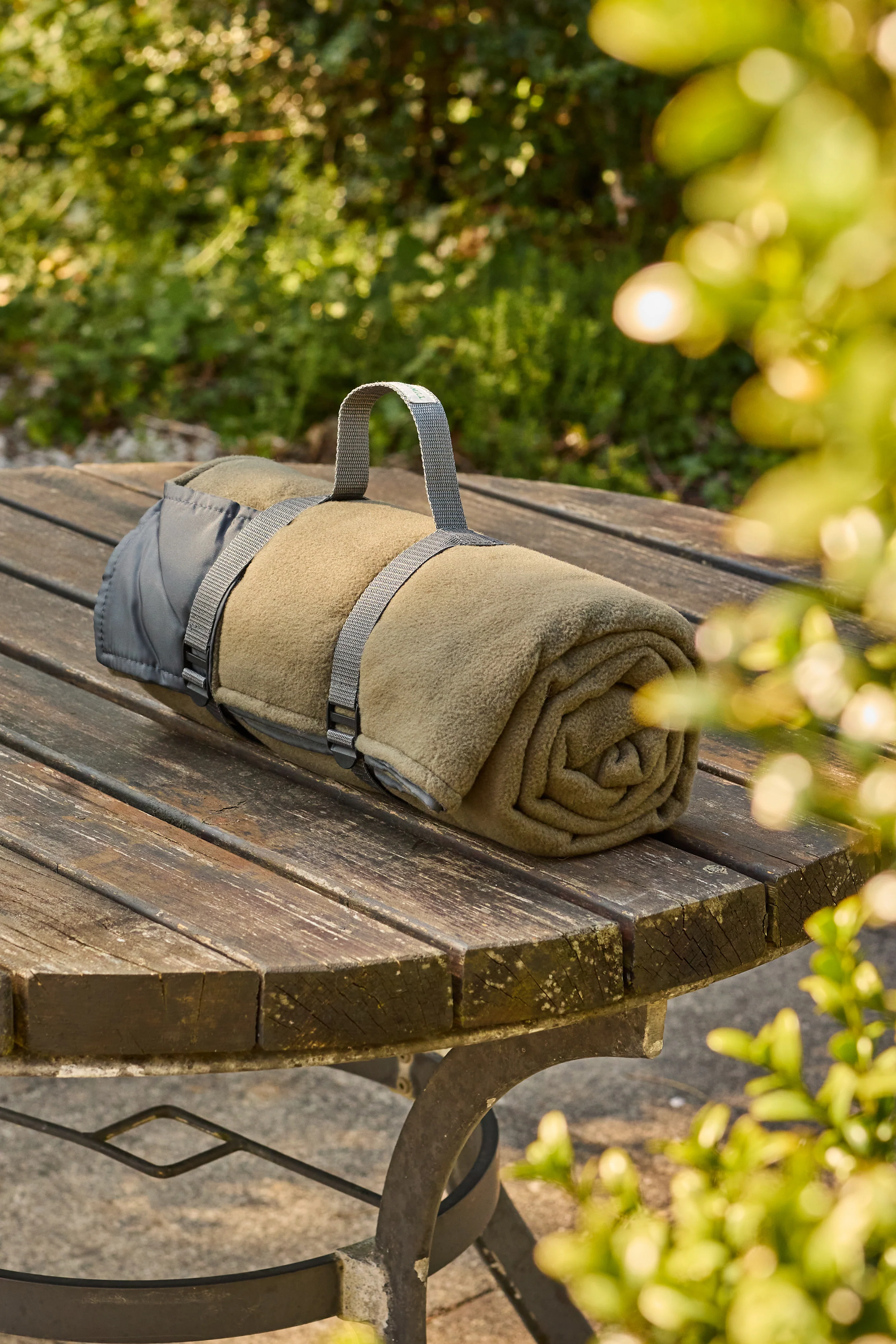 Tweedmill Fleece Picnic Rug Roll, Sage - Image 3