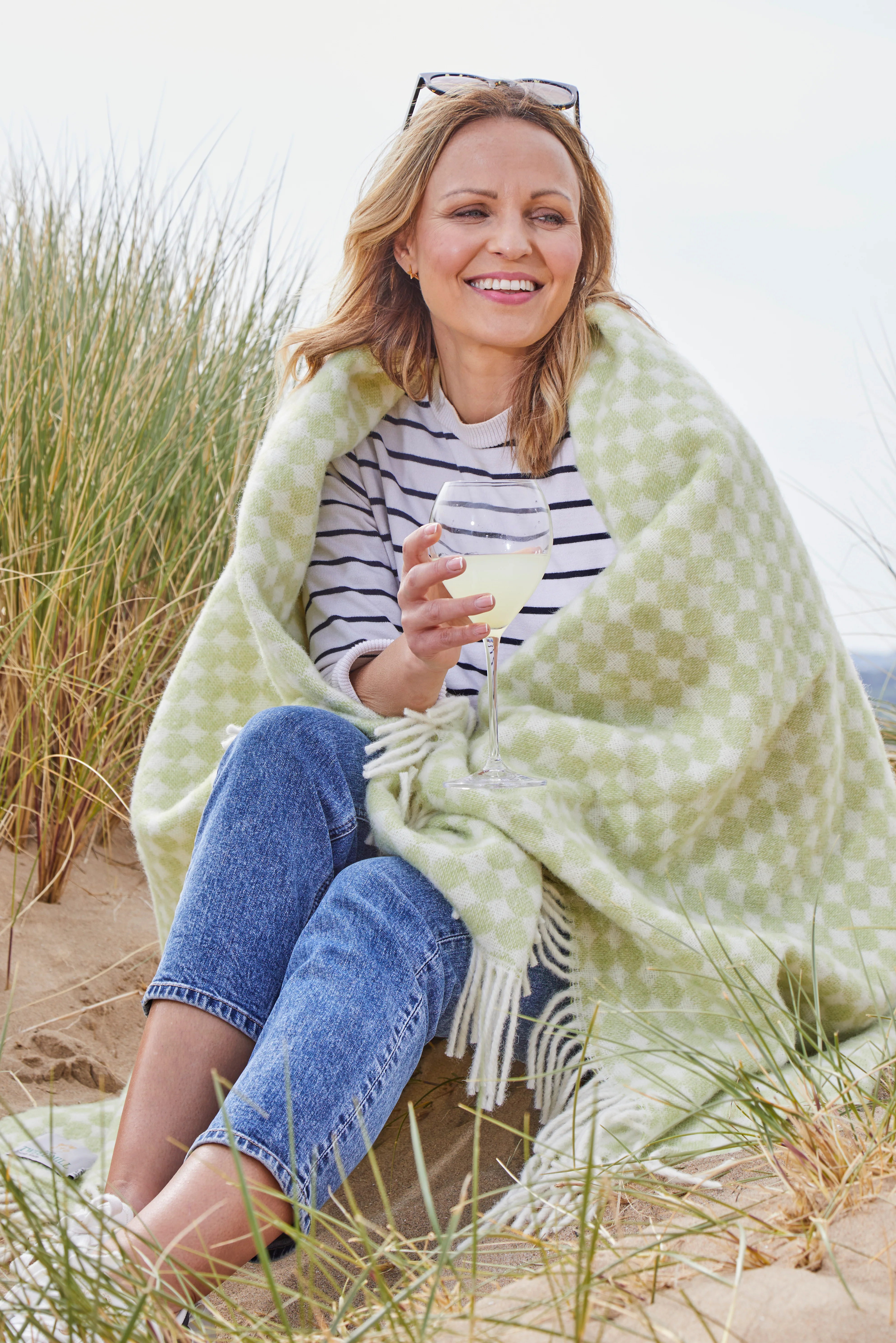 Tweedmill Jacquard Spot Pure New Wool Reversible Throw, Apple Green - Image 6