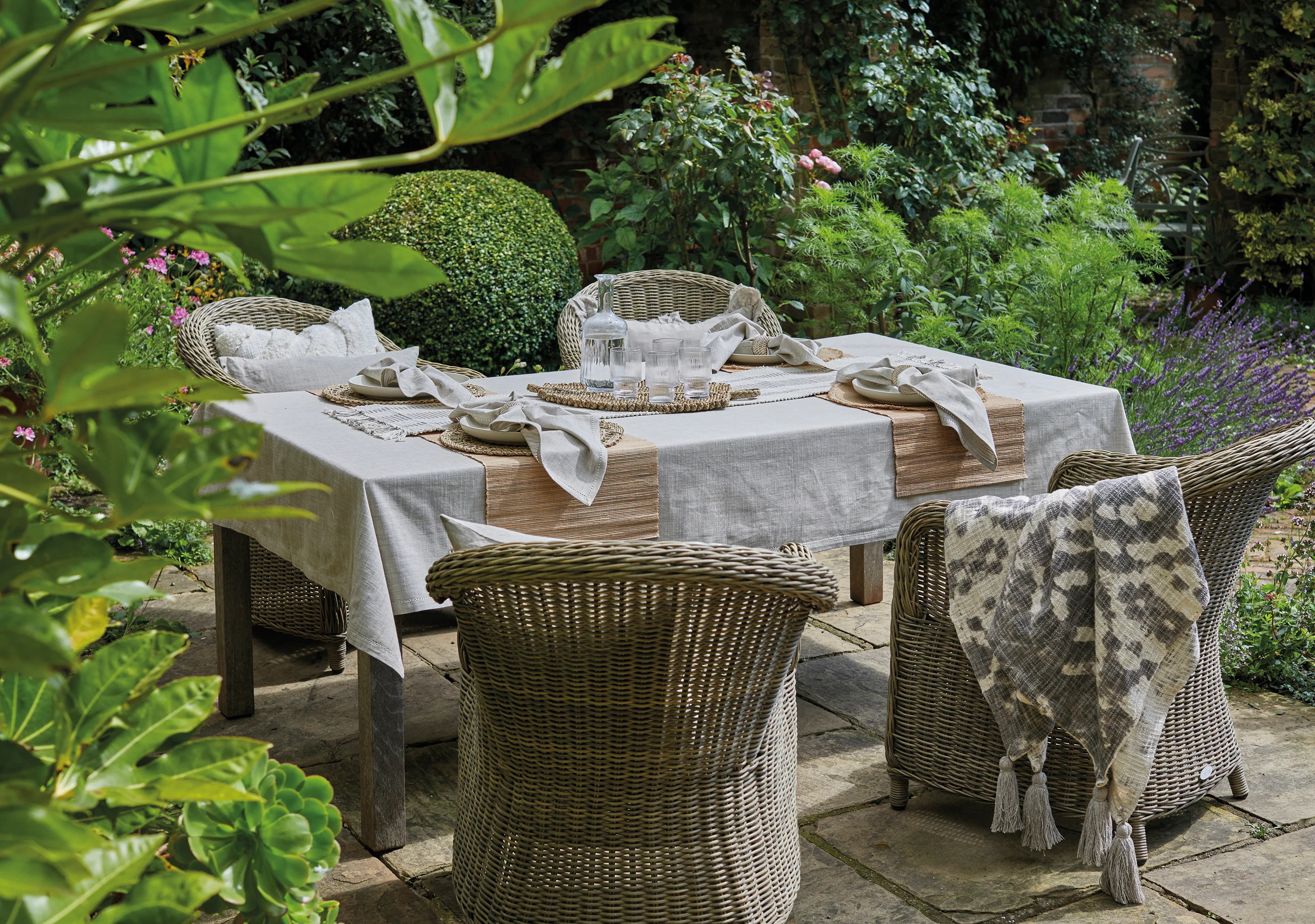 Walton & Co Chambray Cotton Tablecloth, Natural - Image 3