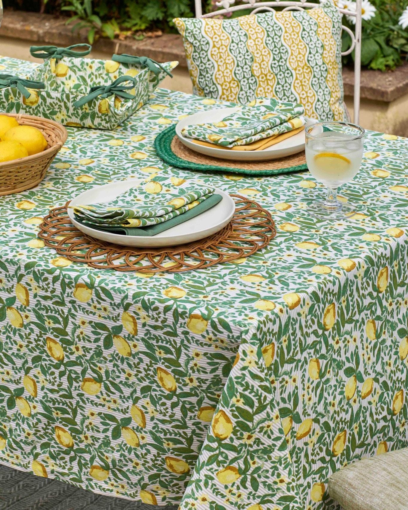 Walton & Co Cotton Napkins, Dill Green  (Set Of 4) - Image 4