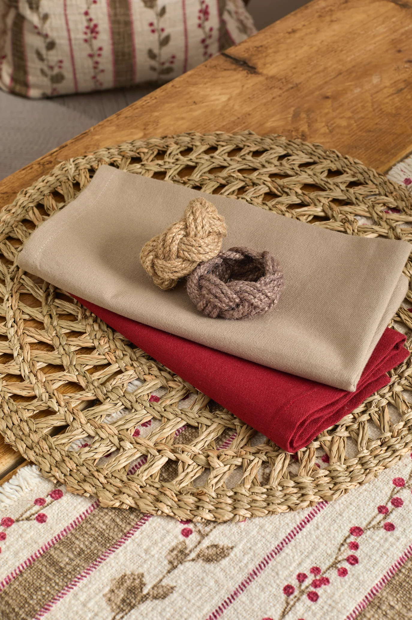 Walton & Co Jute Napkin Ring, Brown - Image 3