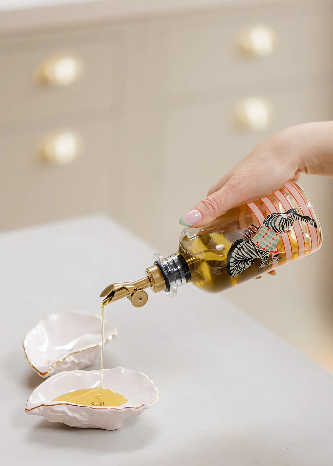 Yvonne Ellen Glass Oil & Vinegar Set, Animal - Image 3