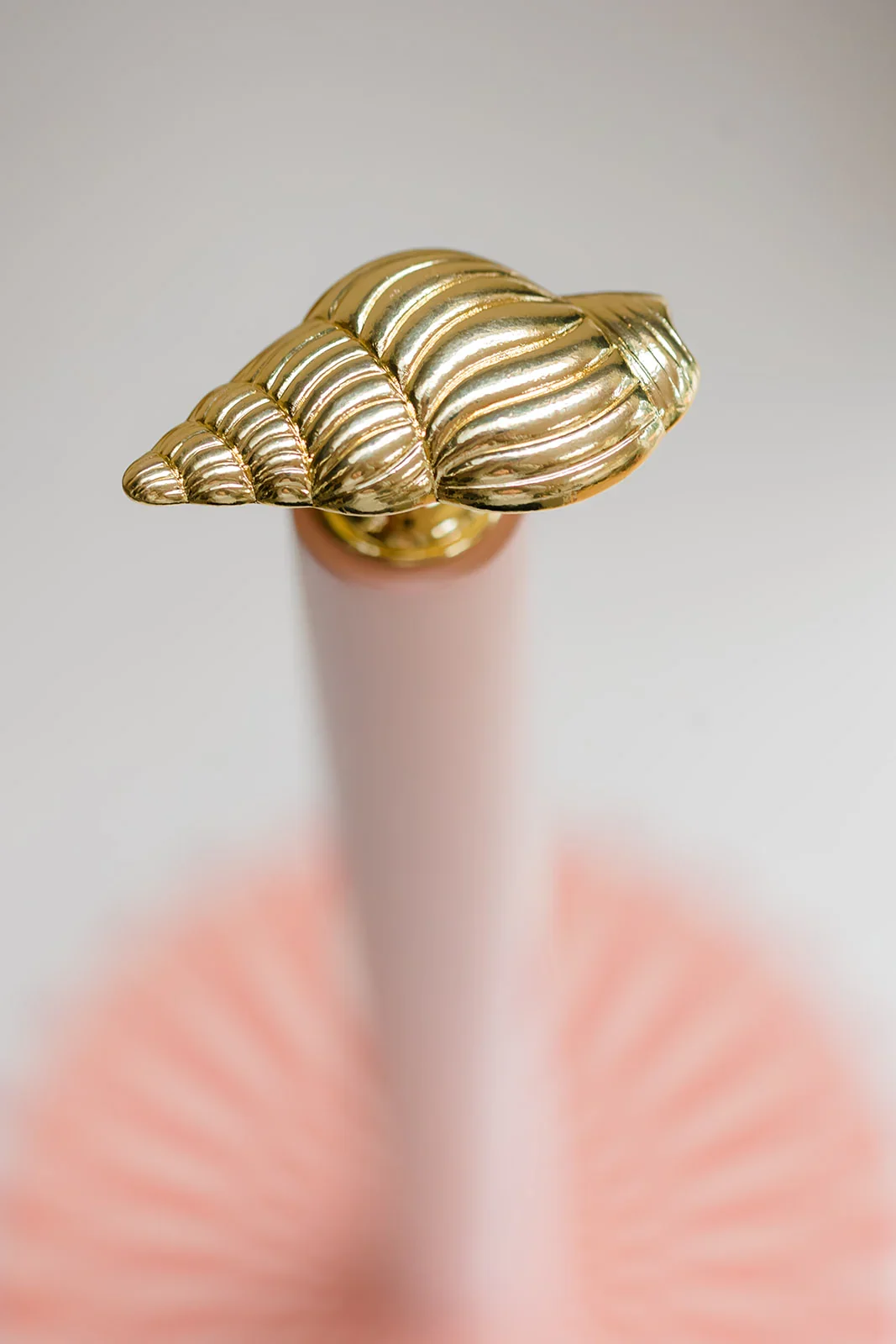 Yvonne Ellen Kitchen Roll Holder, Shell - Image 3