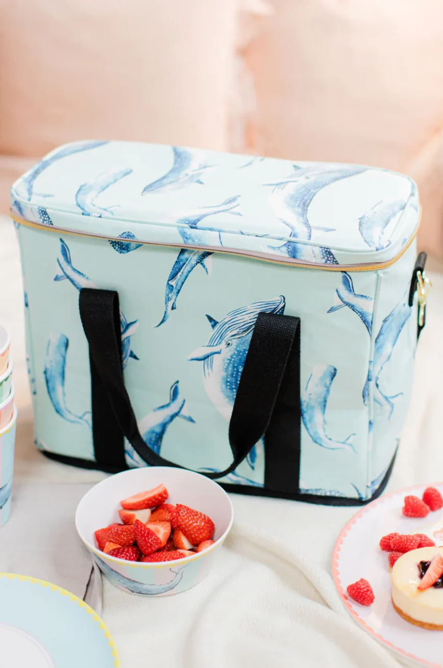 Yvonne Ellen Whale Picnic Cooler Bag - Image 4